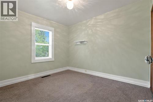 1015 J Avenue N, Saskatoon, SK - Indoor Photo Showing Other Room