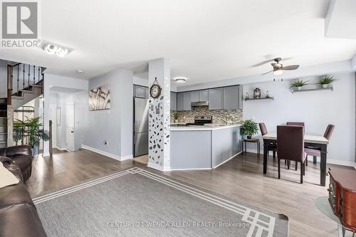 5 JAYS DRIVE  Whitby, ON L1R 2P5