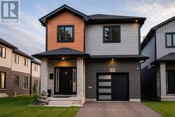 251 CLARK AVENUE  Kitchener, ON N2C 2A9
