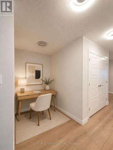 251 Clark Avenue, Kitchener, ON - Indoor