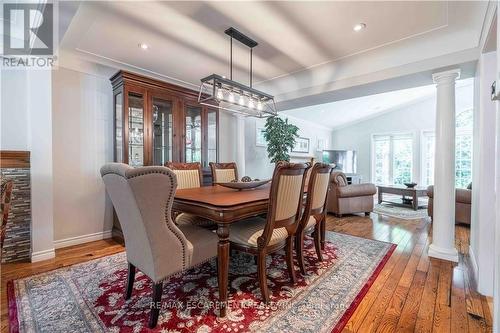 138 Judith Crescent, Hamilton, ON - Indoor Photo Showing Dining Room