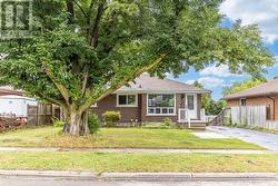100 LAURIS AVENUE  Cambridge, ON N1R 5L4