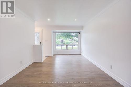 100 Lauris Avenue, Cambridge, ON - Indoor Photo Showing Other Room