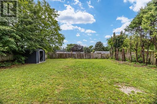 100 Lauris Avenue, Cambridge, ON - Outdoor