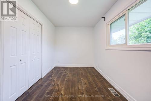 100 Lauris Avenue, Cambridge, ON - Indoor Photo Showing Other Room