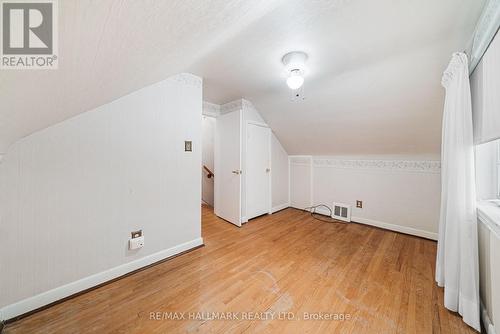 27 Sunray Crescent, Toronto, ON - Indoor Photo Showing Other Room