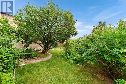 27 Sunray Crescent, Toronto, ON - Outdoor