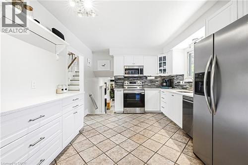 364 Fennell Avenue W, Hamilton, ON - Indoor Photo Showing Kitchen