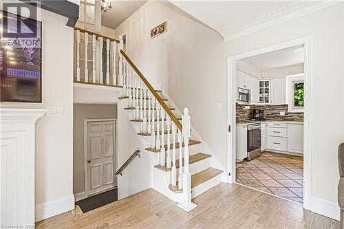 364 Fennell Avenue W, Hamilton, ON - Indoor Photo Showing Other Room