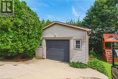 364 Fennell Avenue W, Hamilton, ON - Outdoor