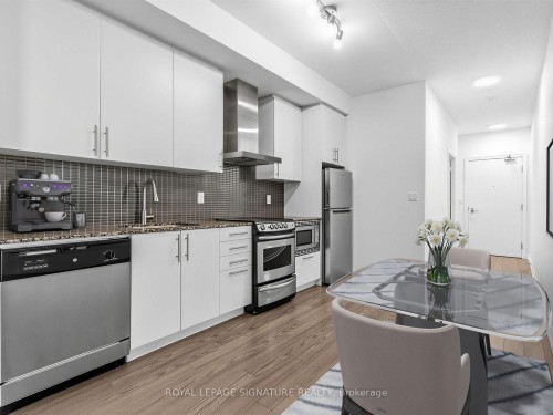 1411-352 Front Street, Toronto, ON - Indoor Photo Showing Kitchen With Stainless Steel Kitchen With Upgraded Kitchen