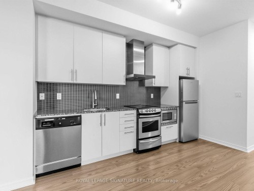 1411-352 Front Street, Toronto, ON - Indoor Photo Showing Kitchen With Stainless Steel Kitchen With Upgraded Kitchen
