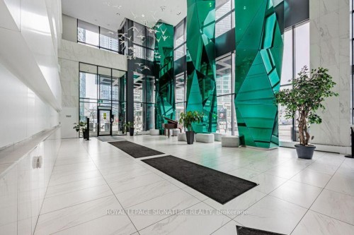 1411-352 Front Street, Toronto, ON - Indoor Photo Showing Other Room