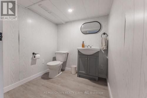 47 Devonshire Street, Kapuskasing, ON - Indoor Photo Showing Bathroom