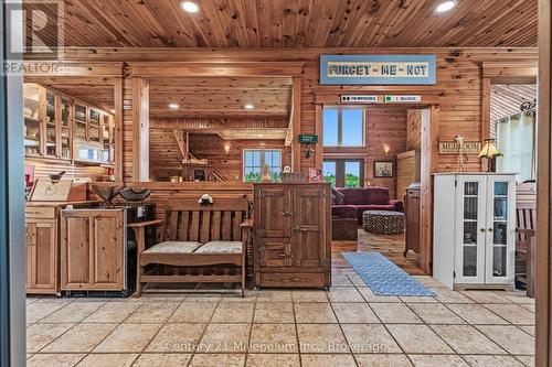 702174 Sideroad 5, Chatsworth, ON 