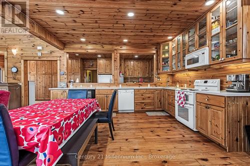 702174 Sideroad 5, Chatsworth, ON 