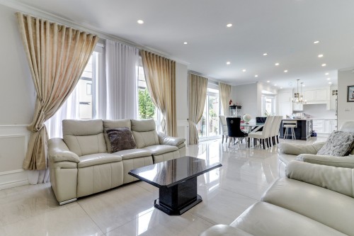 Family Room - 227 Rue Ernest, Dollard-Des-Ormeaux, QC - Indoor Photo Showing Living Room