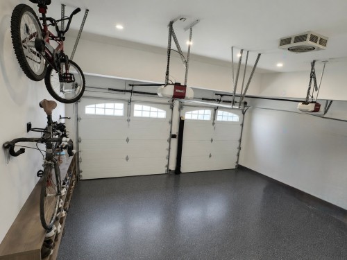 Garage - 227 Rue Ernest, Dollard-Des-Ormeaux, QC - Indoor Photo Showing Garage