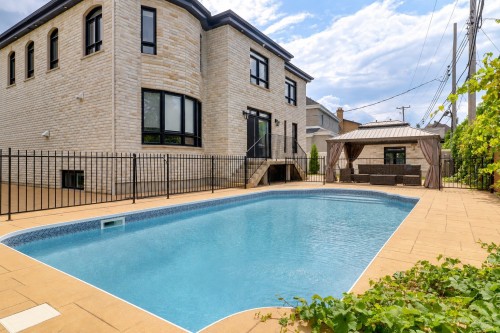 Pool - 227 Rue Ernest, Dollard-Des-Ormeaux, QC - Outdoor With In Ground Pool