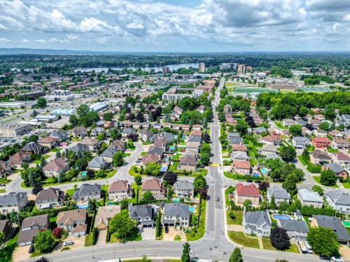Exterior - 227 Rue Ernest, Dollard-Des-Ormeaux, QC - Outdoor With View