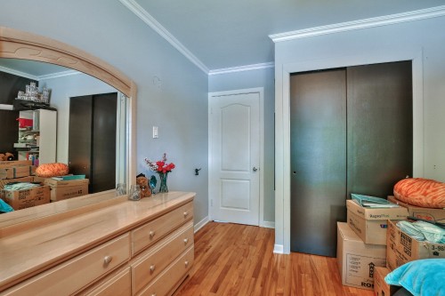 Chambre à coucher - 115 1Re Avenue, Saint-Eustache, QC - Indoor Photo Showing Bedroom