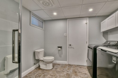 Salle de lavage - 115 1Re Avenue, Saint-Eustache, QC - Indoor