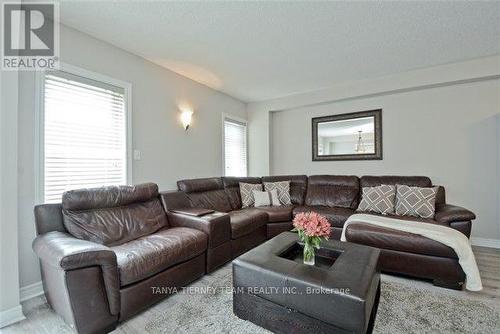 64 Melody Drive, Whitby, ON - Indoor Photo Showing Living Room