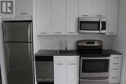 804 - 2055 DANFORTH AVENUE  Toronto, ON M4C 1J8