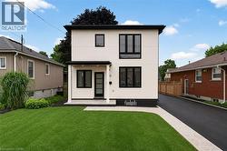 325 QUEENSDALE Avenue E  Hamilton, ON L9A 1L5