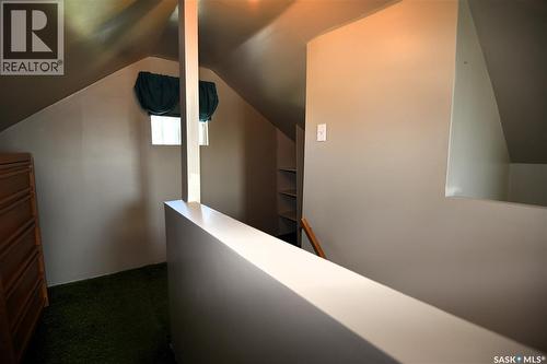 403 2Nd Street W, Nipawin, SK - Indoor Photo Showing Other Room