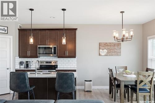 118 Stromberg Crescent, Saskatoon, SK - Indoor Photo Showing Dining Room