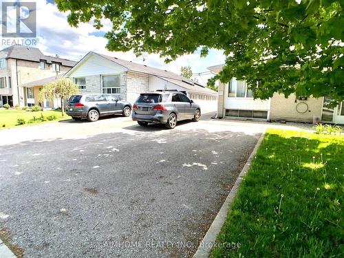 432 FERNLEIGH (BSMT) CIRCLE S , Richmond Hill, Ontario L4C 1E6 2