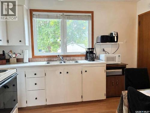 4324 3Rd Avenue N, Regina, SK - Indoor Photo Showing Kitchen With Double Sink