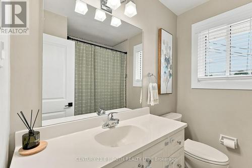 12 Bothwell Crescent, Barrie, ON - Indoor Photo Showing Bathroom