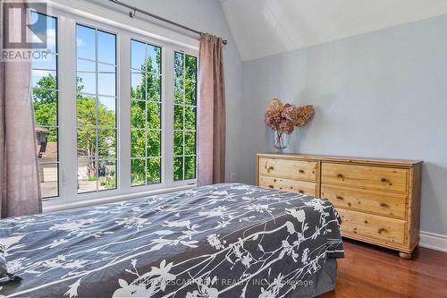 85 Park Street W, Mississauga, ON - Indoor Photo Showing Bedroom
