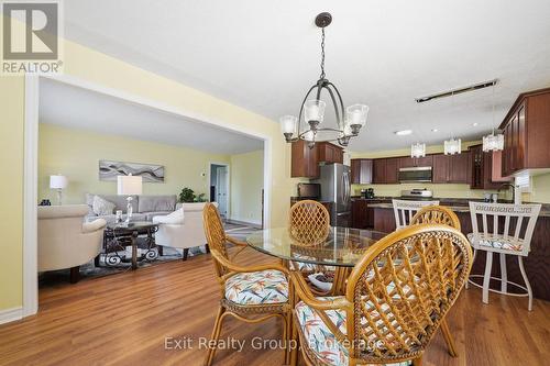 23 Mount Grove Crescent, Prince Edward County (Wellington Ward), ON - Indoor Photo Showing Dining Room
