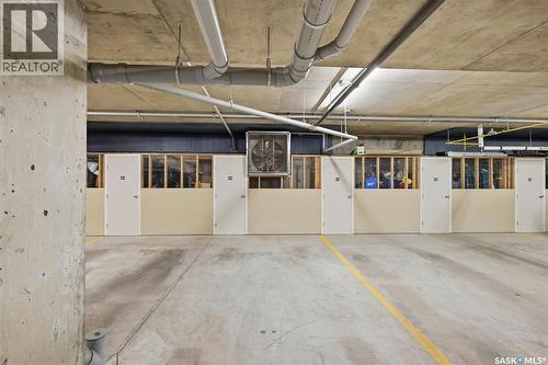 310 1025 Moss Avenue, Saskatoon, SK - Indoor Photo Showing Garage