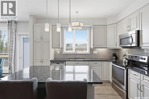 310 1025 Moss Avenue, Saskatoon, SK - Indoor Photo Showing Kitchen With Double Sink With Upgraded Kitchen