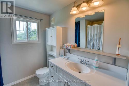 3826 Big Rideau Lake Road, Rideau Lakes, ON - Indoor Photo Showing Bathroom