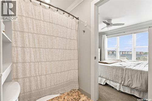 431 Eaton Lane, Saskatoon, SK - Indoor Photo Showing Bathroom
