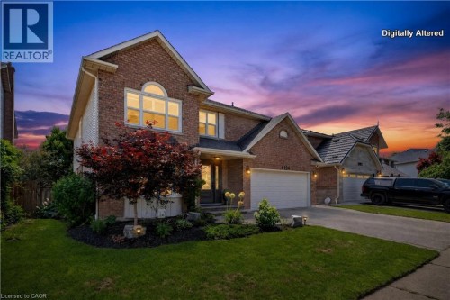 3194 Tania Crescent, Burlington, ON - Outdoor With Facade