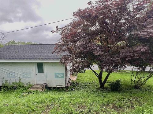 2 Central Avenue, Trenton, NS - Outdoor