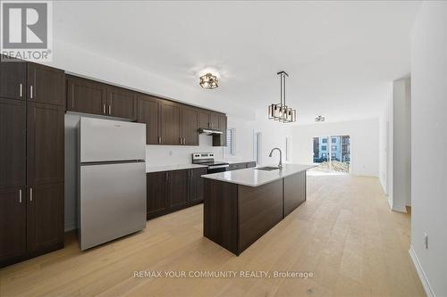 26 FLAN BOULEVARD , Barrie, Ontario L9J 0E1 3