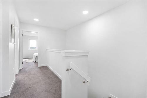 132 Red Pine Dr, West St Paul, MB - Indoor Photo Showing Other Room