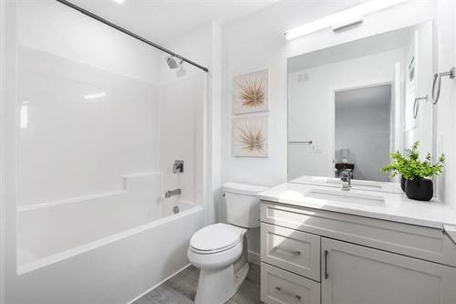 132 Red Pine Dr, West St Paul, MB - Indoor Photo Showing Bathroom
