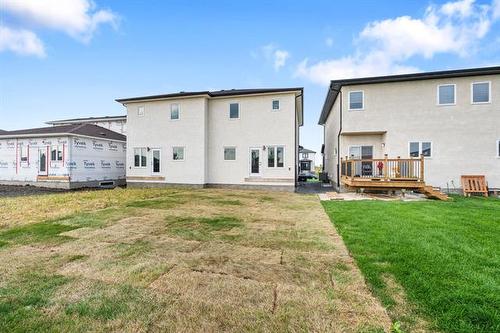 132 Red Pine Dr, West St Paul, MB - Outdoor With Exterior