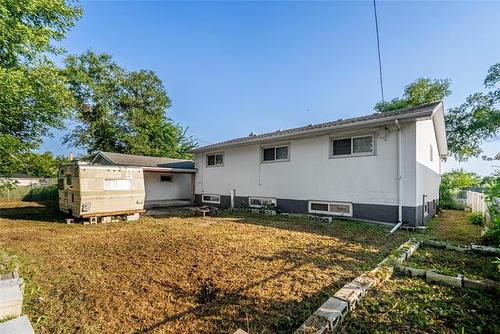 565 Hartford Ave, Winnipeg, MB - Outdoor With Exterior