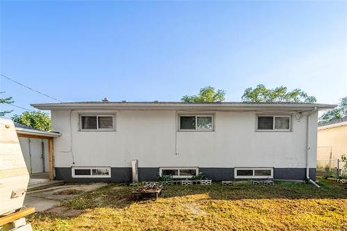 565 Hartford Ave, Winnipeg, MB - Outdoor With Exterior