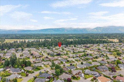 828 Devon Pl, Qualicum Beach, BC 