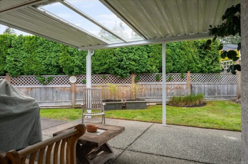 828 Devon Pl, Qualicum Beach, BC 